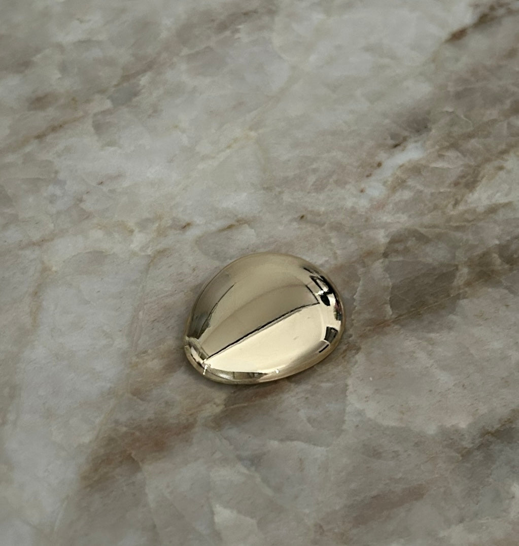 curved Brooch pin